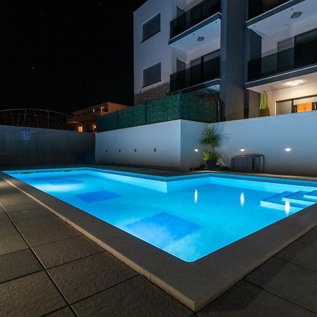 Apartman Lorena Trogir Exterior foto
