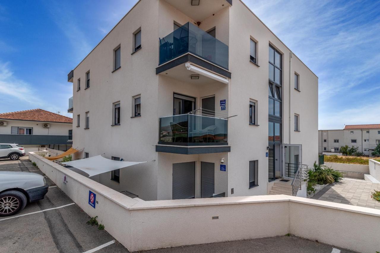 Apartman Lorena Trogir Exterior foto